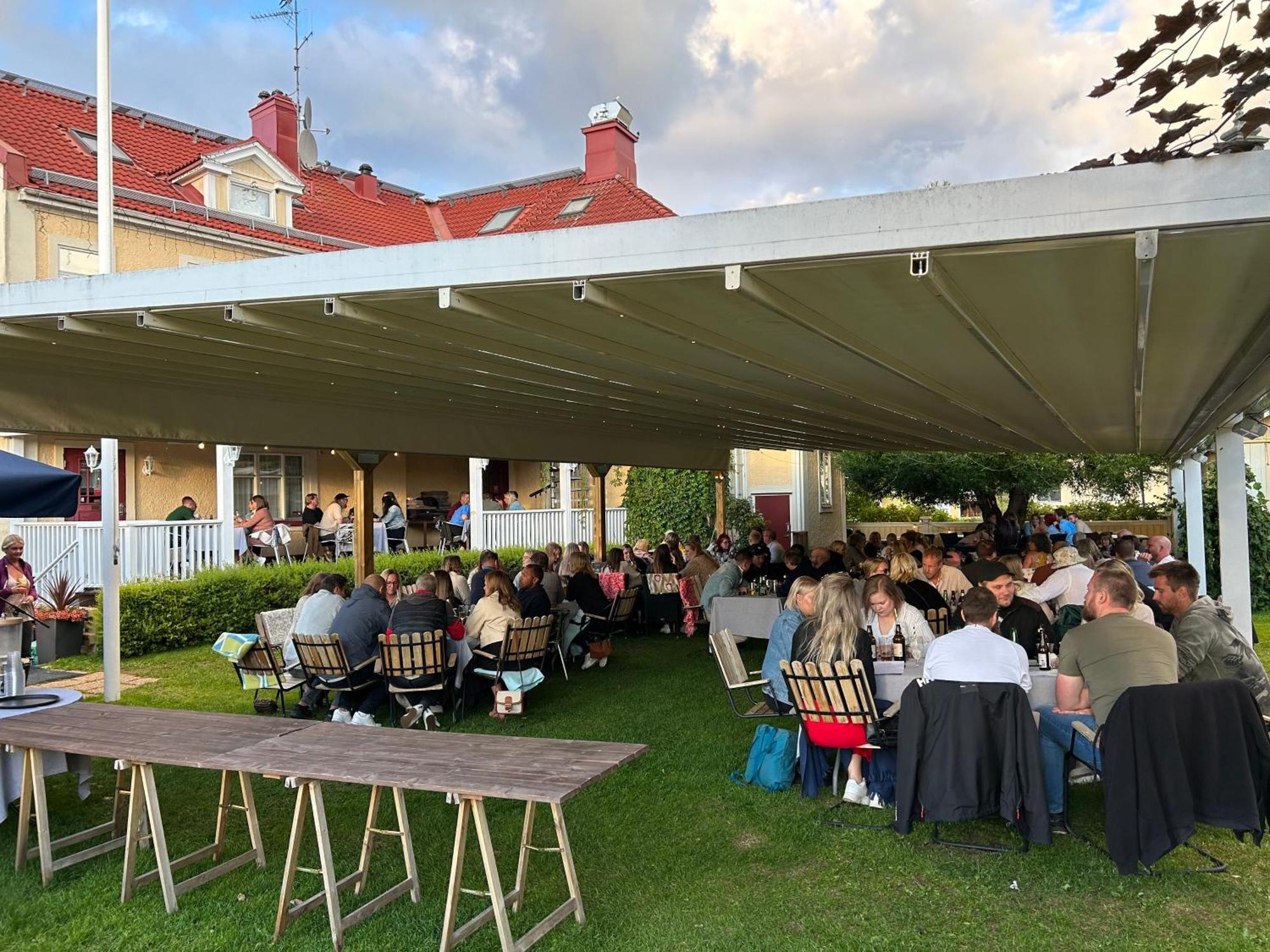 Hotell Hertig Karl Filipstad Esterno foto