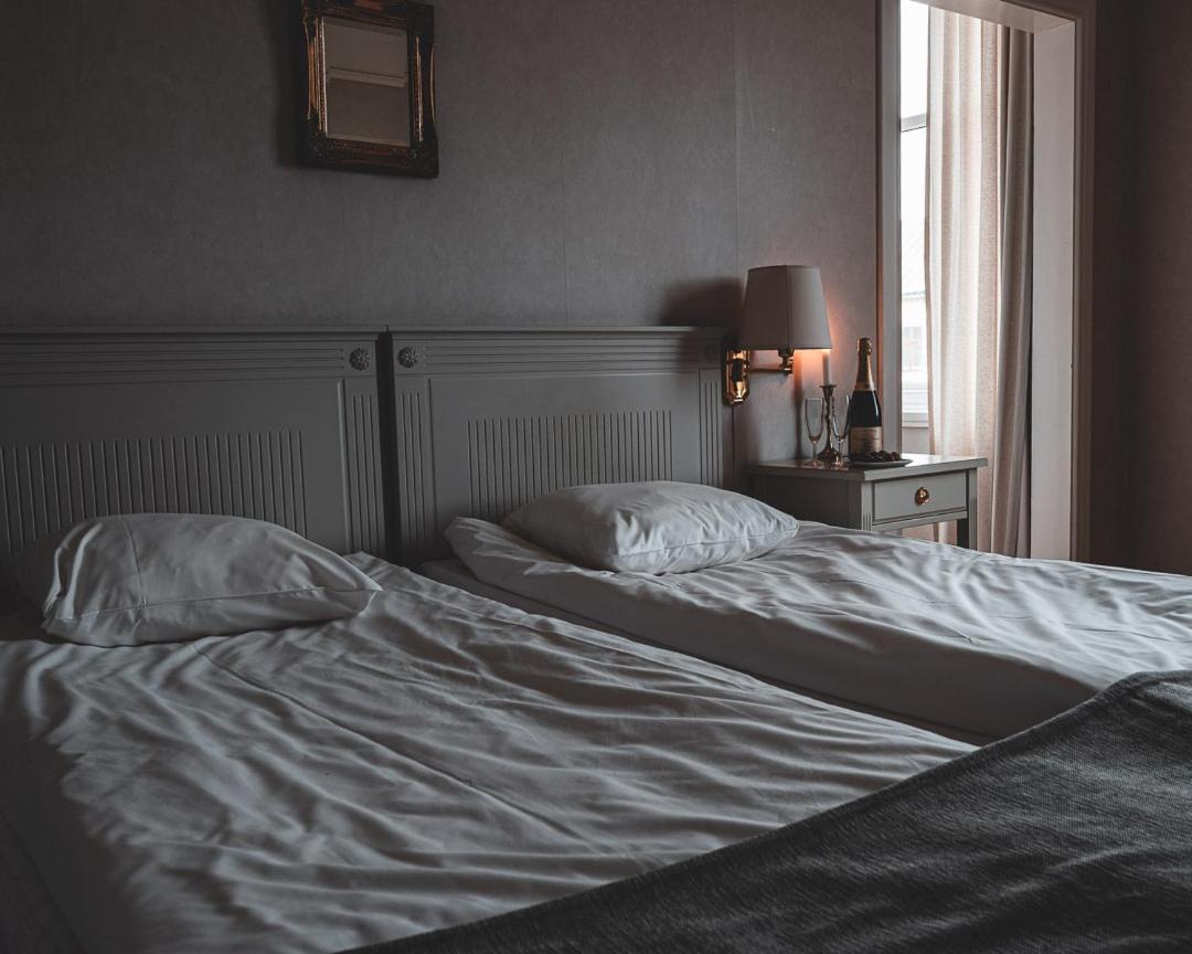 Hotell Hertig Karl Filipstad Esterno foto